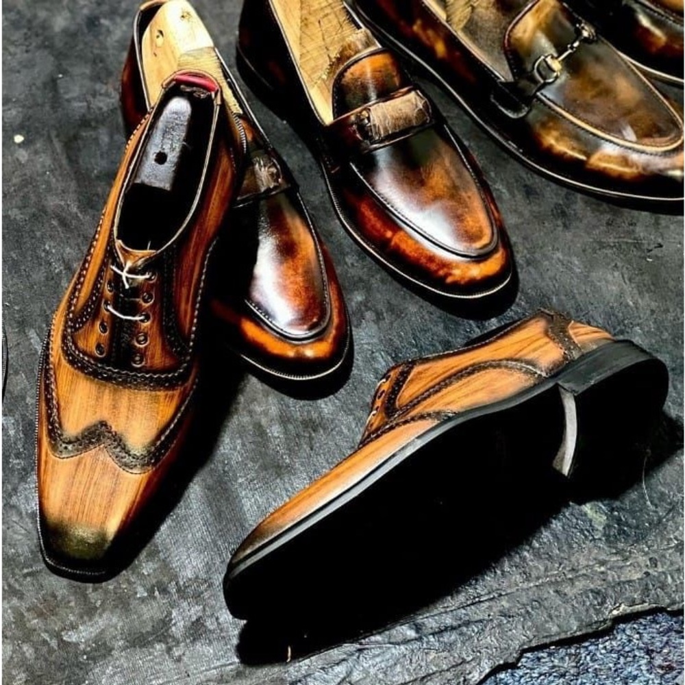 Handcrafted men shoes